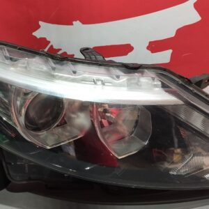 Права фара Nissan Qashqai J11 з дефектом