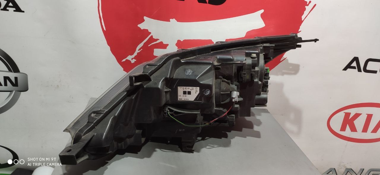 Права фара Nissan Qashqai J11 з дефектом - Зображення 3