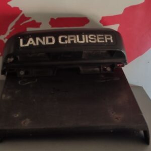 Подіум номерного знаку Toyota Land Cruiser Prado 120