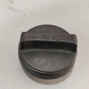 Кришка заливної горловини двигуна Toyota Land Cruiser Prado 120 3.0